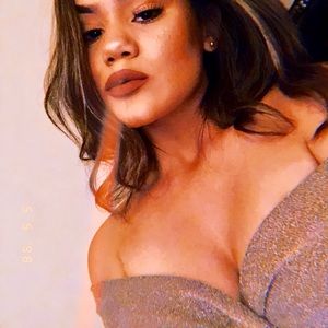 Meet your Posher, Anissa